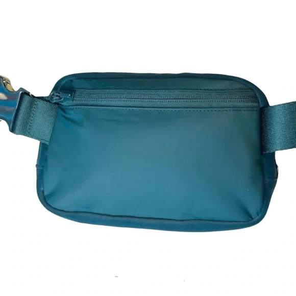 LULULEMON Everywhere Belt Bag JASPER GREEN/GOLD VELOUR 1L RARE TIK TOK Famous - Picture 9 of 14